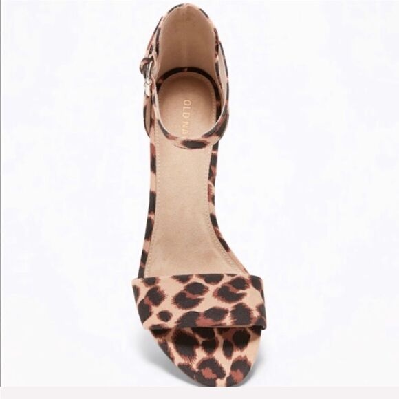 Old Navy Ankle Strap Block Heel Open
Toe Sandals Size 10 - Picture 3 of 12